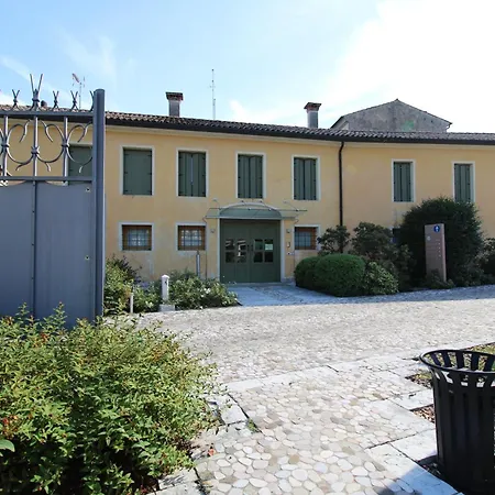 Hotel Maternini