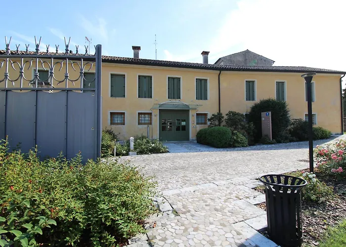 Hotel Maternini